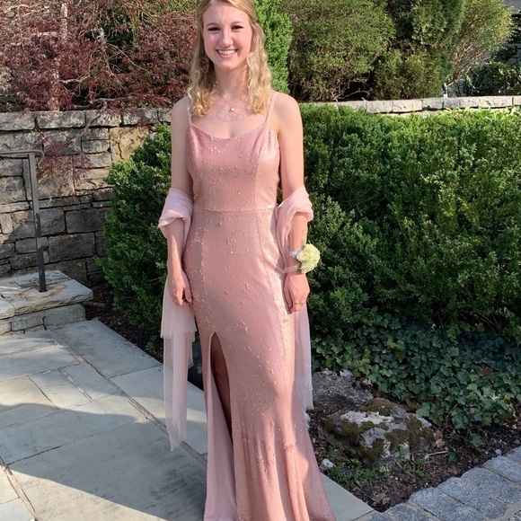 🌷PROM Dress pink sequins gown by Dress the Population Size 2. Worn once - Picture 4 of 12